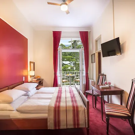 Hotel Bristol 3*