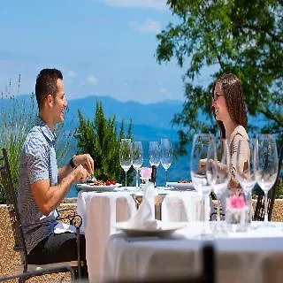 Bristol Hotel 3*